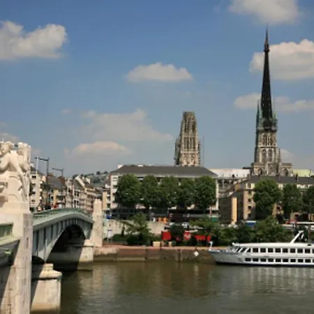 Holiday home Gite Gites De France - La Petite Maison *