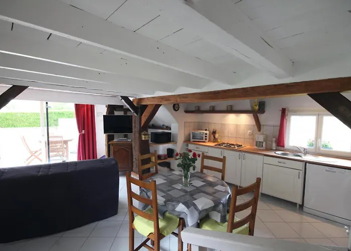 Holiday home Gite Gites De France - La Petite Maison